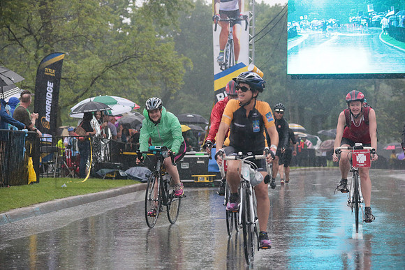 FINISH 1 - TheRideTO - SOMBILON PHOTO-0304