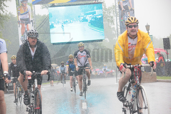 FINISH 1 - TheRideTO - SOMBILON PHOTO-0217