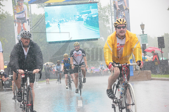 FINISH 1 - TheRideTO - SOMBILON PHOTO-0216