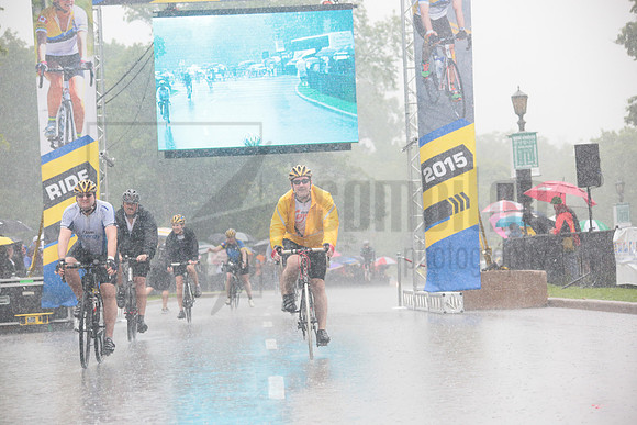 FINISH 1 - TheRideTO - SOMBILON PHOTO-0212