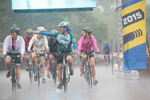 FINISH 1 - TheRideTO - SOMBILON PHOTO-0110