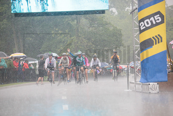 FINISH 1 - TheRideTO - SOMBILON PHOTO-0103