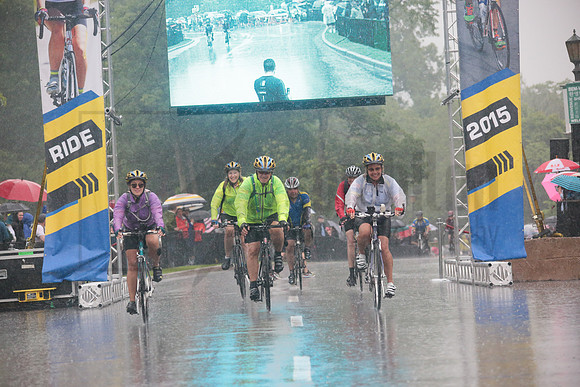 FINISH 1 - TheRideTO - SOMBILON PHOTO-0001