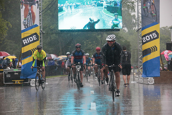 FINISH 1 - TheRideTO - SOMBILON PHOTO-4575
