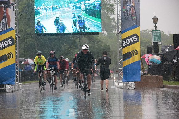 FINISH 1 - TheRideTO - SOMBILON PHOTO-4573