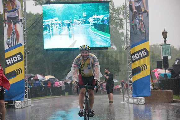 FINISH 1 - TheRideTO - SOMBILON PHOTO-4564