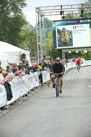 FL – A1 RIDERS - FINISH LINE – 3 – RTCCVA – Sombilon Photography-196