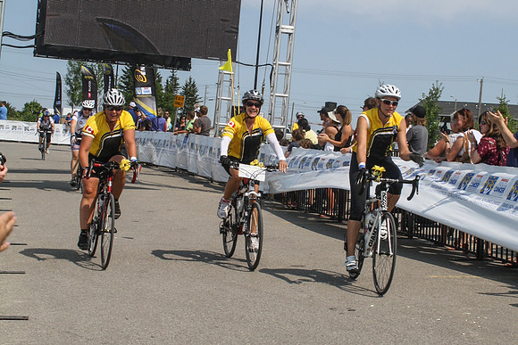 FINISH LINE – HEROES CROSSING –ALBERTA RTCC 2013–  Ron Sombilon Photography-376