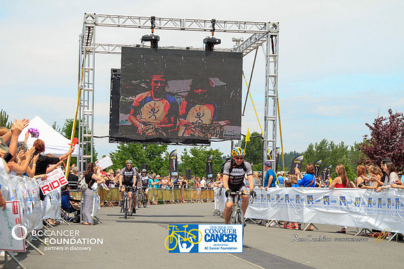 BRAINIACS - Finish Line –2013 RIDE TO CONQUER CANCER –BCCF – Ron Sombilon Photography-45-WEB