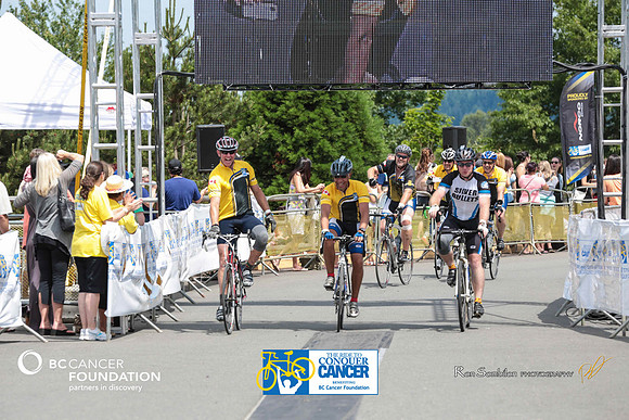 FINISH LINE - 2013 RTCC – Ron Sombilon Photography Team-299-WEB
