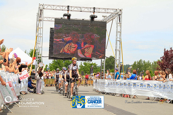 BRAINIACS - Finish Line –2013 RIDE TO CONQUER CANCER –BCCF – Ron Sombilon Photography-49-