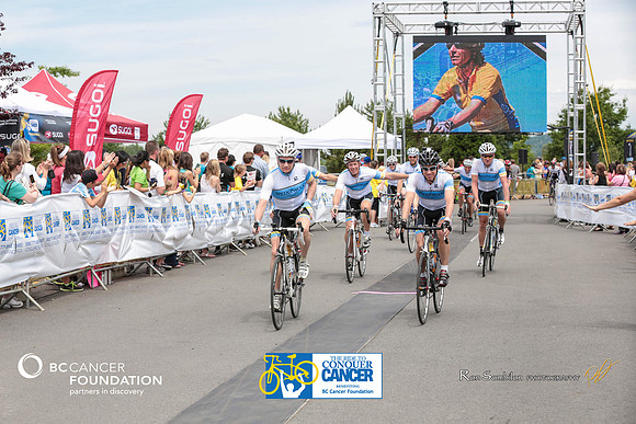 FINISH LINE - 2013 RTCC – Ron Sombilon Photography Team-452-