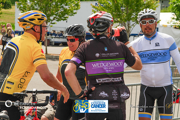 FINISH LINE - 2013 RTCC – Ron Sombilon Photography Team-25-WEB