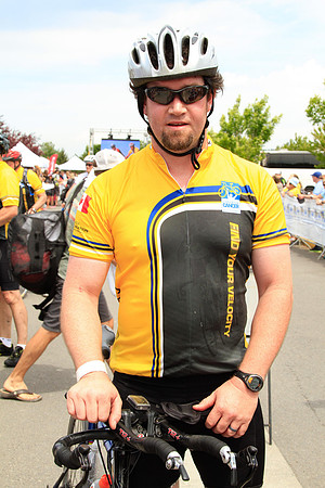 FINISH LINE - 2013 RTCC – Ron Sombilon Photography Team-456