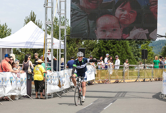 FINISH LINE - 2013 RTCC – Ron Sombilon Photography Team-124