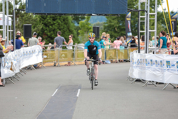 FINISH LINE - 2013 RTCC – Ron Sombilon Photography Team-357