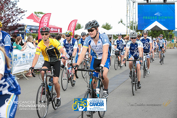 FINISH LINE - 2013 RTCC – Ron Sombilon Photography Team-372-