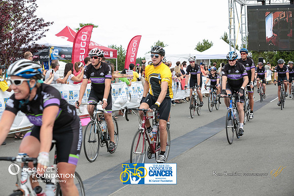 FINISH LINE - 2013 RTCC – Ron Sombilon Photography Team-170-WEB