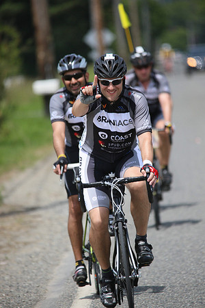 BRAINIACS  - Team en route –2013 RIDE TO CONQUER CANCER –BCCF – Ron Sombilon Photography-204