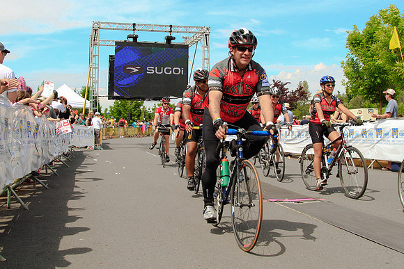 The Motley Crew -finish line –2013 RIDE TO CONQUER CANCER –BC CANCER FOUNDATION – Ron Sombilon Photography_-16