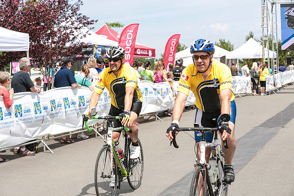 FINISH LINE - 2013 RTCC – Ron Sombilon Photography Team-305