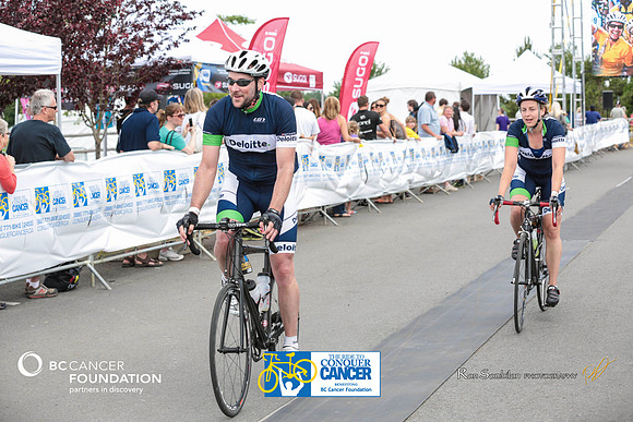 FINISH LINE - 2013 RTCC – Ron Sombilon Photography Team-351-