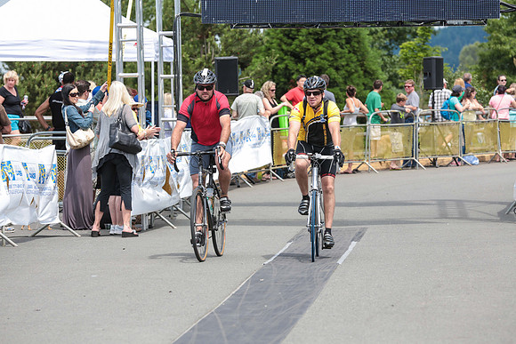 FINISH LINE - 2013 RTCC – Ron Sombilon Photography Team-416