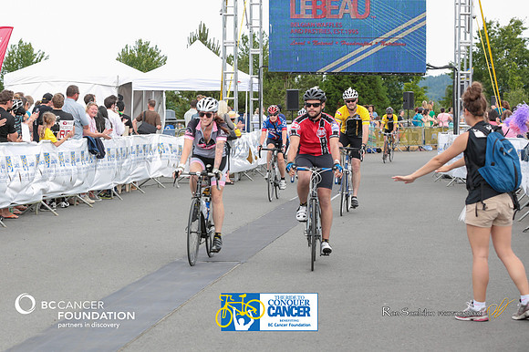 FINISH LINE - 2013 RTCC – Ron Sombilon Photography Team-382-