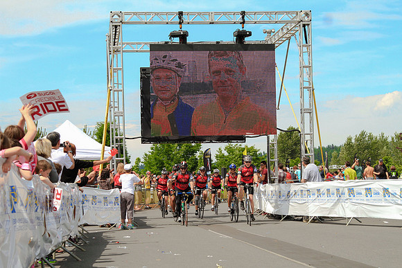 The Motley Crew -finish line –2013 RIDE TO CONQUER CANCER –BC CANCER FOUNDATION – Ron Sombilon Photography_-9