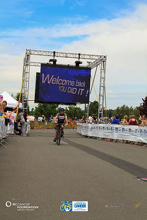 BRAINIACS - Finish Line –2013 RIDE TO CONQUER CANCER –BCCF – Ron Sombilon Photography-64-