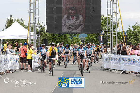 FINISH LINE - 2013 RTCC – Ron Sombilon Photography Team-496-
