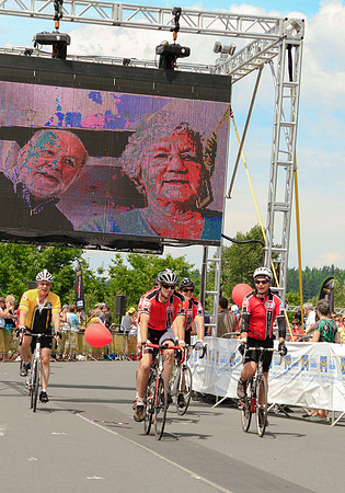 Riders for Ryders 33 - Finish  -2013 RIDE TO CONQUER CANCER –BC CANCER FOUNDATION – Ron Sombilon Photography_-32