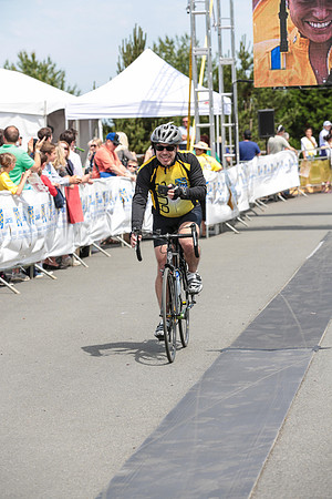 FINISH LINE - 2013 RTCC – Ron Sombilon Photography Team-134