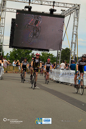 BRAINIACS - Finish Line –2013 RIDE TO CONQUER CANCER –BCCF – Ron Sombilon Photography-70-WEB