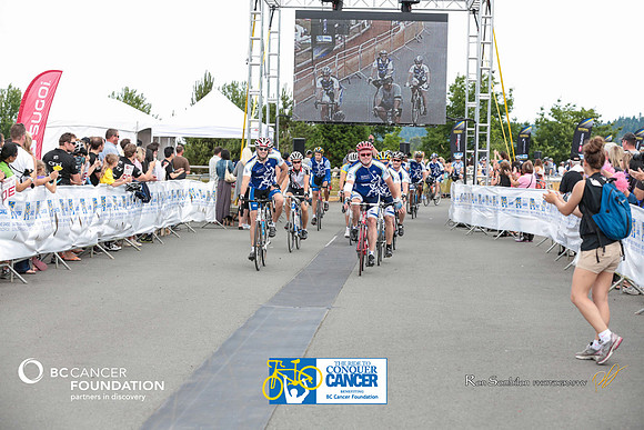FINISH LINE - 2013 RTCC – Ron Sombilon Photography Team-367-WEB