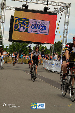 BRAINIACS - Finish Line –2013 RIDE TO CONQUER CANCER –BCCF – Ron Sombilon Photography-72-