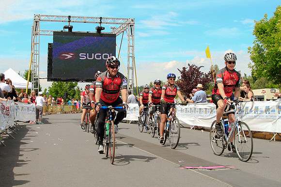 The Motley Crew -finish line –2013 RIDE TO CONQUER CANCER –BC CANCER FOUNDATION – Ron Sombilon Photography_-14