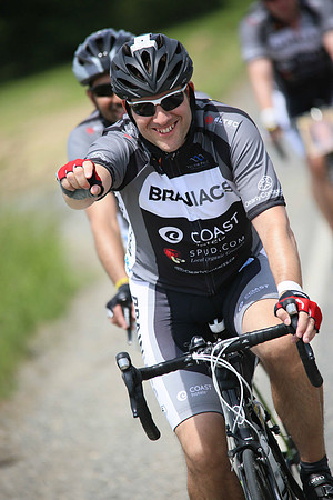 BRAINIACS  - Team en route –2013 RIDE TO CONQUER CANCER –BCCF – Ron Sombilon Photography-210