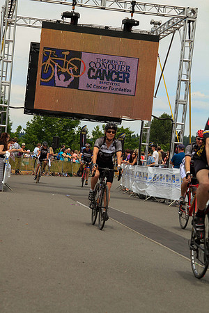 BRAINIACS - Finish Line –2013 RIDE TO CONQUER CANCER –BCCF – Ron Sombilon Photography-73