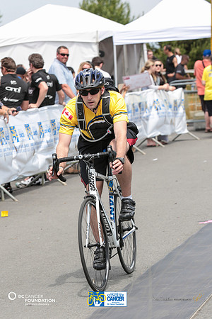 FINISH LINE - 2013 RTCC – Ron Sombilon Photography Team-532-