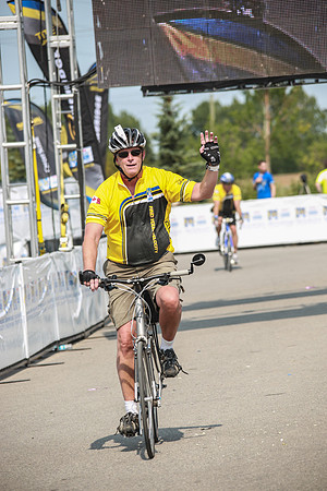 FINISH LINE – HEROES CROSSING –ALBERTA RTCC 2013–  Ron Sombilon Photography-111