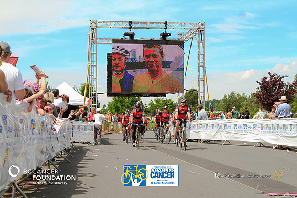 The Motley Crew -finish line –2013 RIDE TO CONQUER CANCER –BC CANCER FOUNDATION – Ron Sombilon Photography_-11-