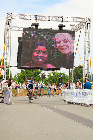 Rogers Group Financial Market Cycles –2013 RIDE TO CONQUER CANCER –BCCF – Ron Sombilon Photography-24