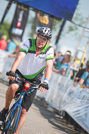FINISH LINE – HEROES CROSSING –ALBERTA RTCC 2013–  Ron Sombilon Photography-38