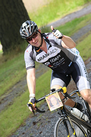 BRAINIACS  - Team en route –2013 RIDE TO CONQUER CANCER –BCCF – Ron Sombilon Photography-114