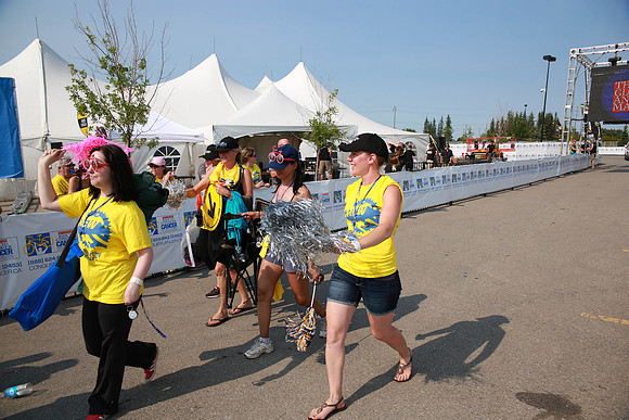 FINISH LINE – VOLUNTEERS-FAMILY-CREW  –ALBERTA RTCC 2013–  Sombilon Photography-82