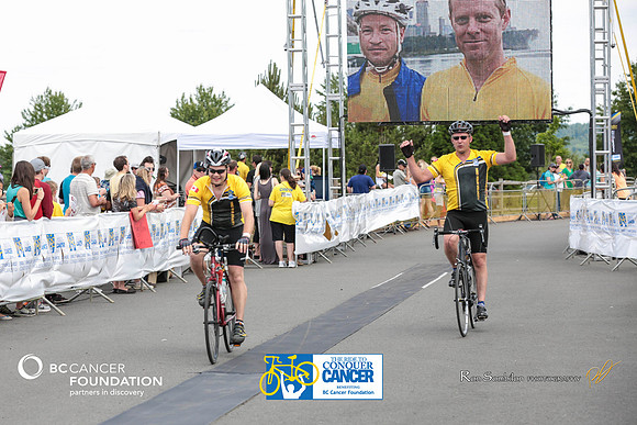 FINISH LINE - 2013 RTCC – Ron Sombilon Photography Team-198-