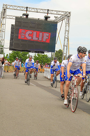Blueprint –2013 RIDE TO CONQUER CANCER –BCCF – Ron Sombilon Photography-9