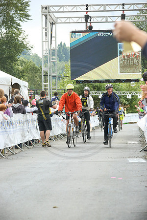 FL – A1 RIDERS - FINISH LINE – 3 – RTCCVA – Sombilon Photography-205
