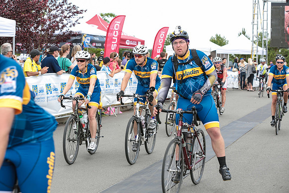FINISH LINE - 2013 RTCC – Ron Sombilon Photography Team-344